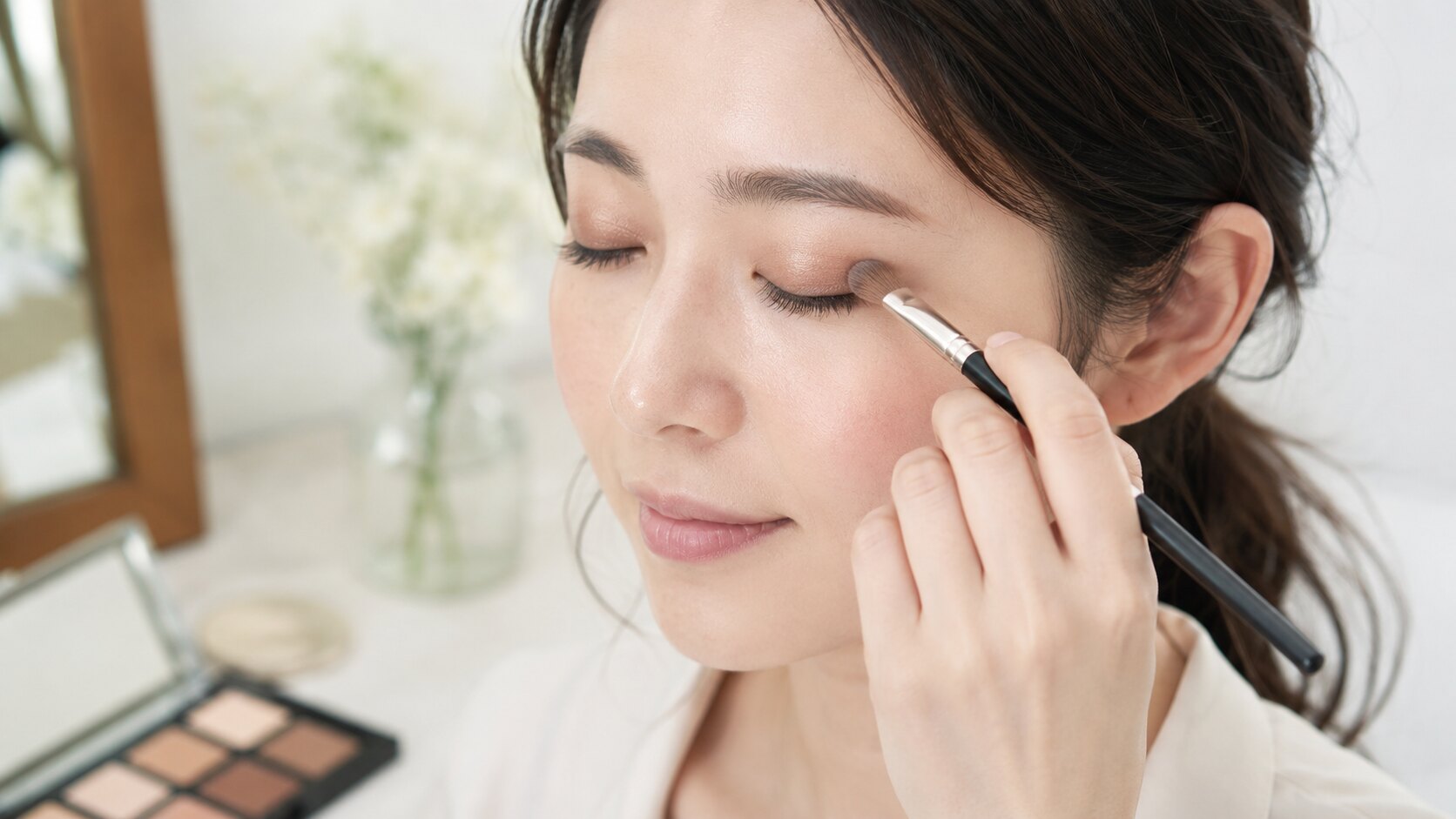 アイメイクの正しい順番とは？基本6ステップと崩れにくく仕上げるコツ
