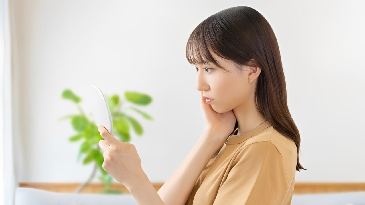 アイシャドウの色が乗らない5つの原因と対処法！発色を良くする塗り方のコツ